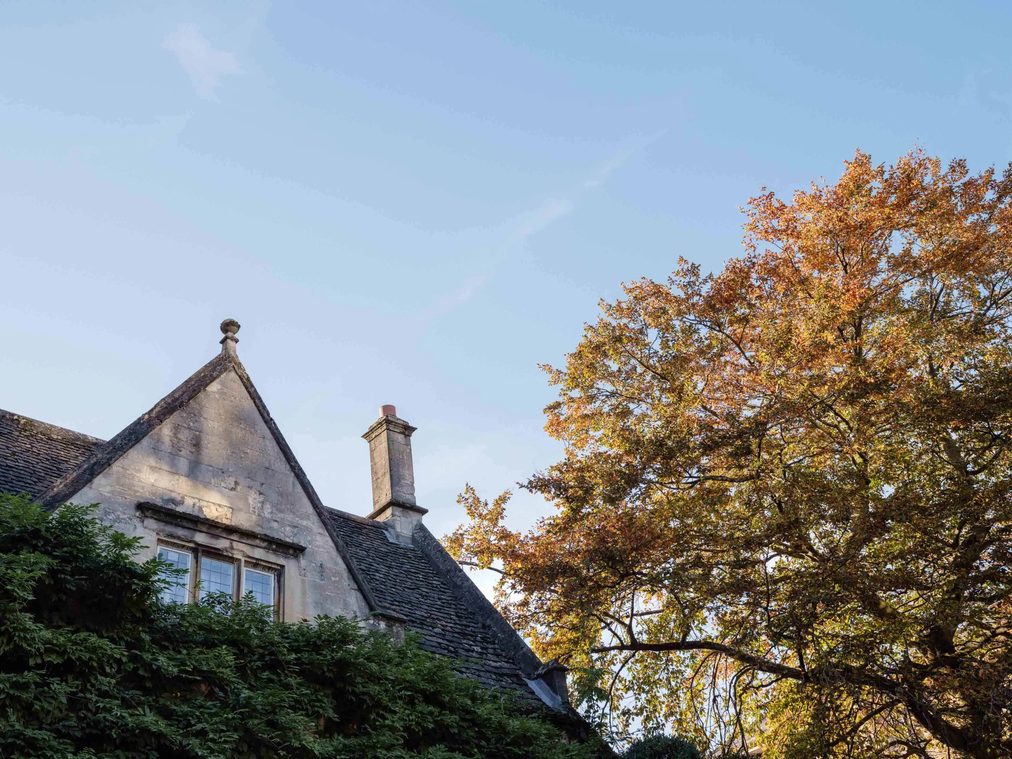 0027 - 2021 - Old Parsonage Hotel - Oxford - High res - Autumn Facade Exterior - Web Hero