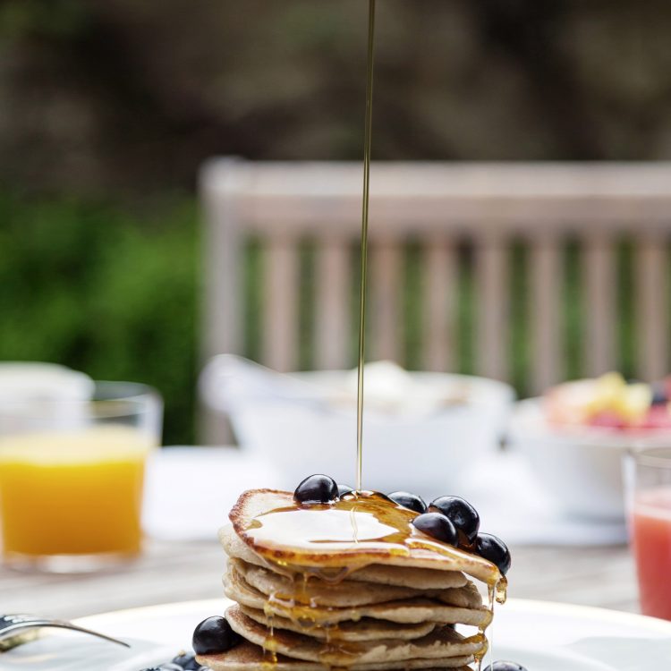 0033 - 2014 - Parsonage Grill - Oxford - Low Res - Breakfast Blueberry Pancakes (Press Web)