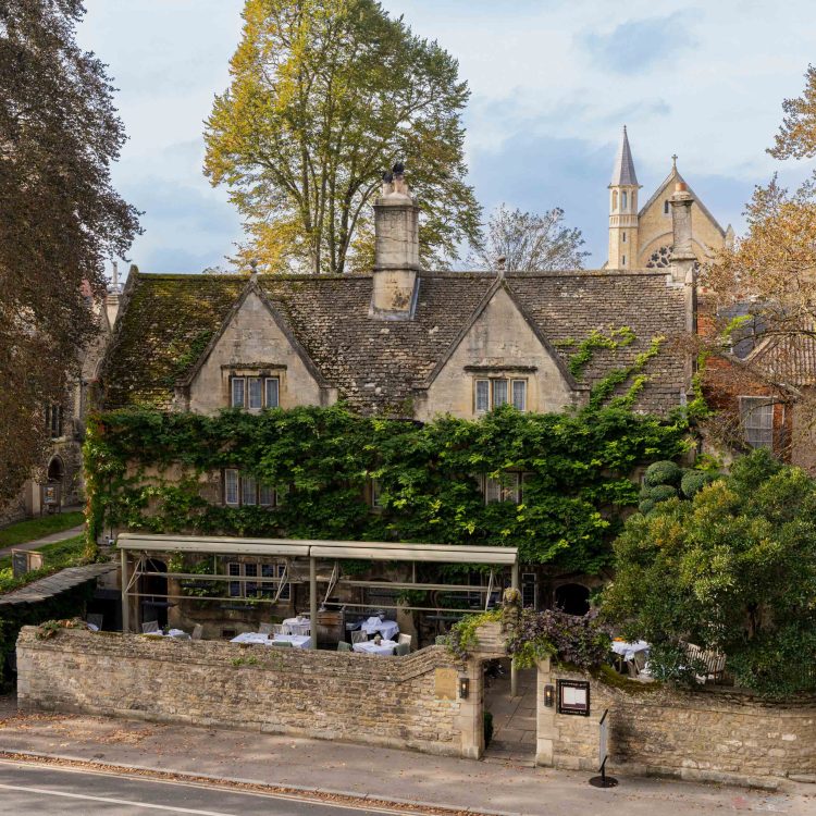 A7R01133 - 2023 - Old Parsonage Hotel - Oxford - High Res - Autumn Facade 17th Century Building (Press Web)